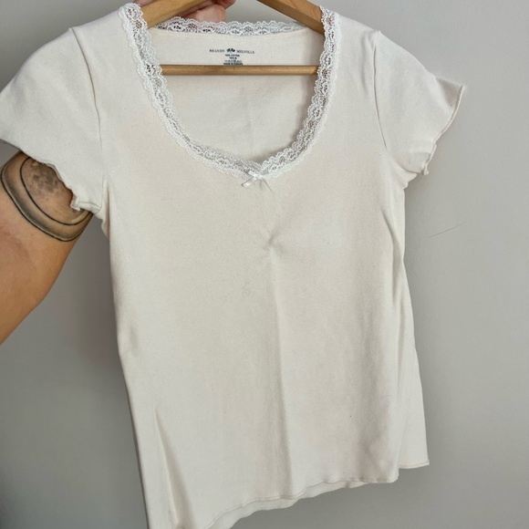 Brandy Melville Cream Lace Tee - Picture 2 of 5